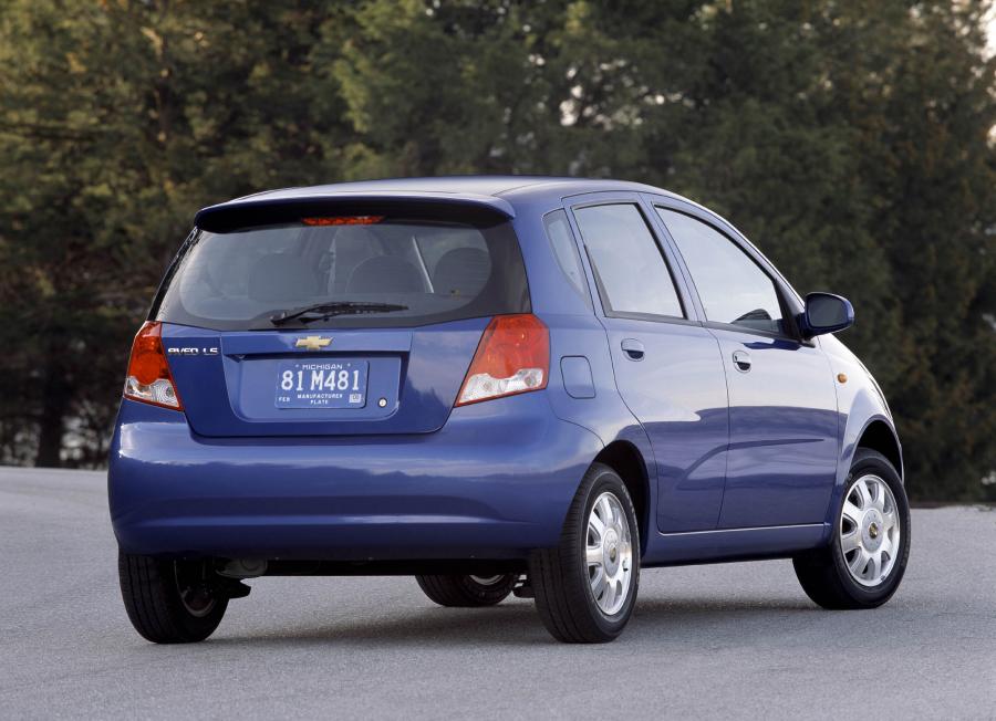  Chevrolet Aveo5 2005 года  (фото 12 из 16)